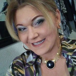 Meet your Posher, Robin